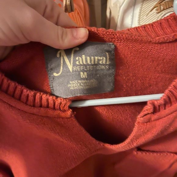 sweater - Picture 2 of 2